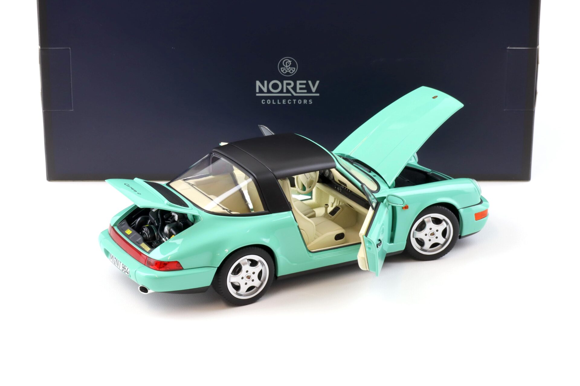 1:18 Norev Porsche 911 (964) Carrera 4 Targa 1991 mint green - Limited 200 pcs.