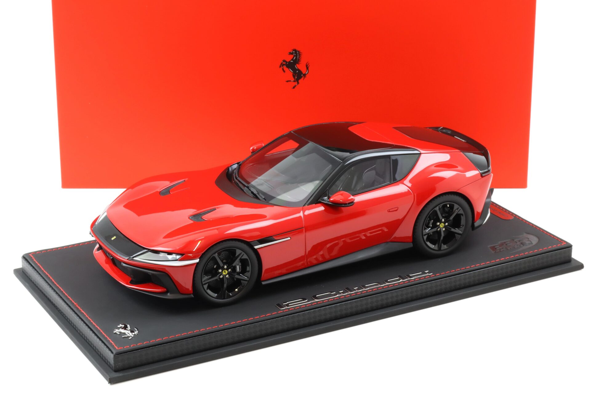 1:18 BBR Ferrari 12Cilindri Coupe Rosso Corsa red with display - Limited 200 pcs.
