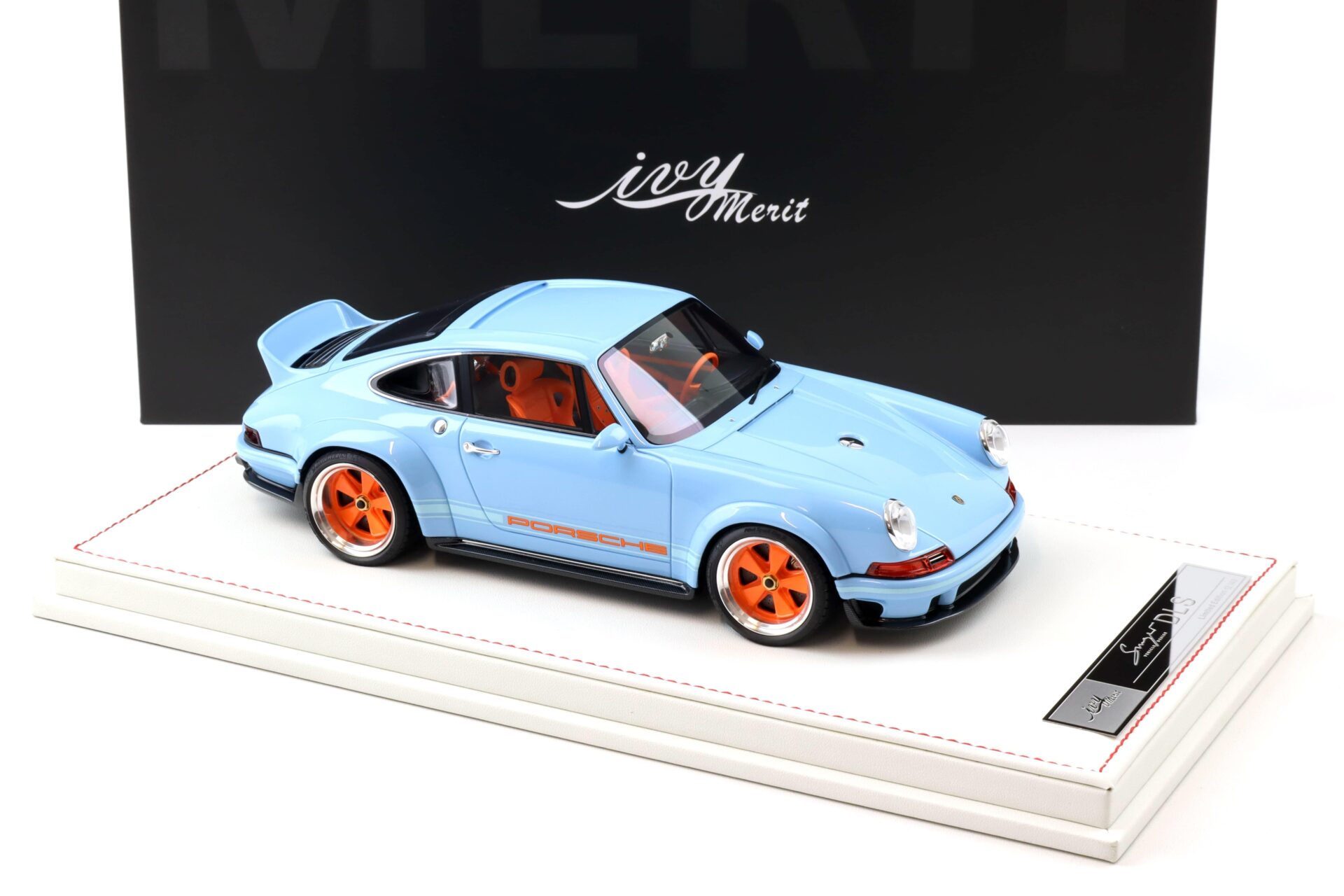 1:18 IVY Model Merit Porsche 911 Singer DLS Gulf blue/ orange IM1835GF