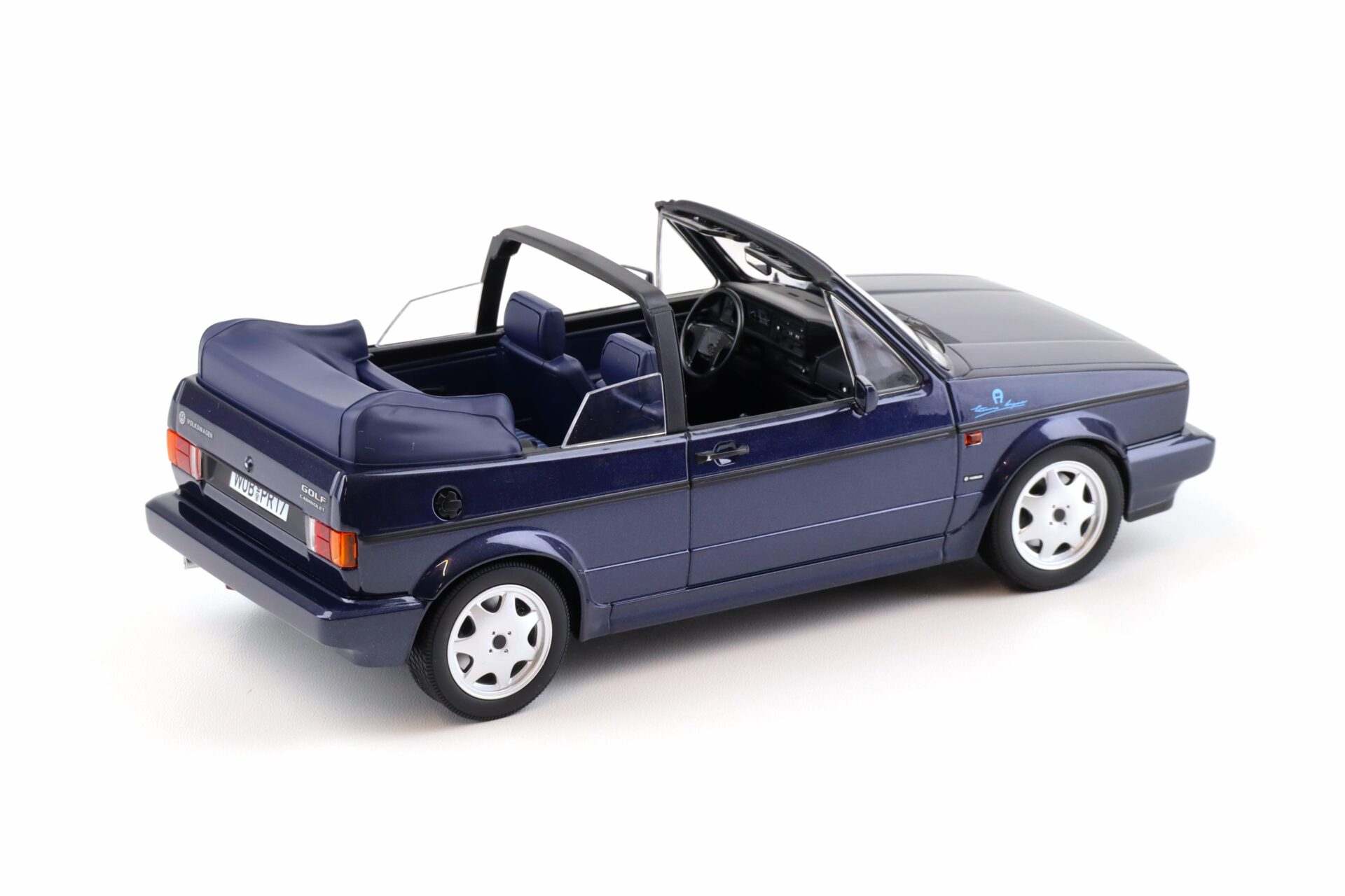 1:18 Norev VW Golf 1 Cabriolet Etienne Aigner 1990 Midnight blue metallic - Limited 750 pcs.