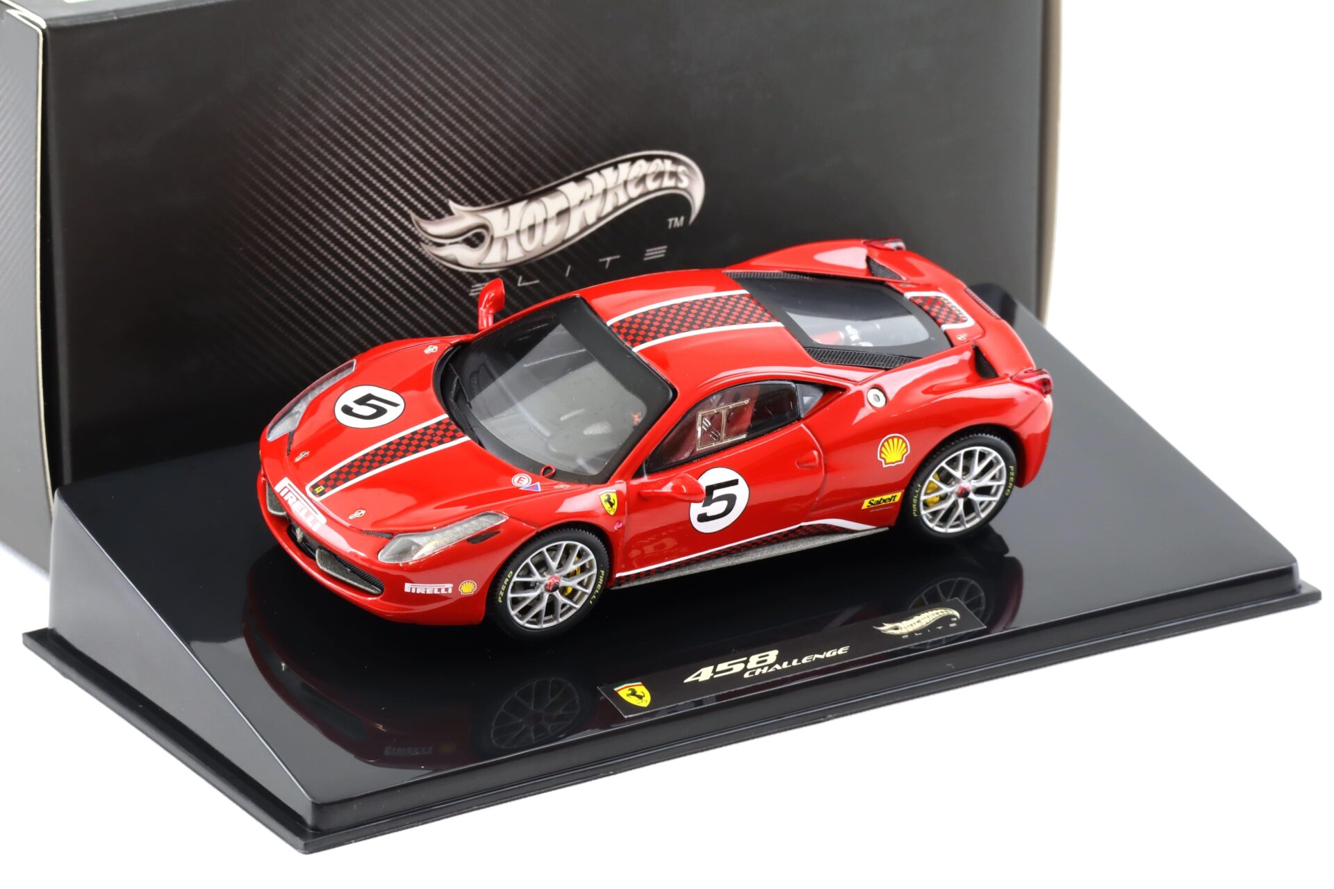 1:43 Hot Wheels Elite Ferrari 458 Challenge Coupe 2011 red #5