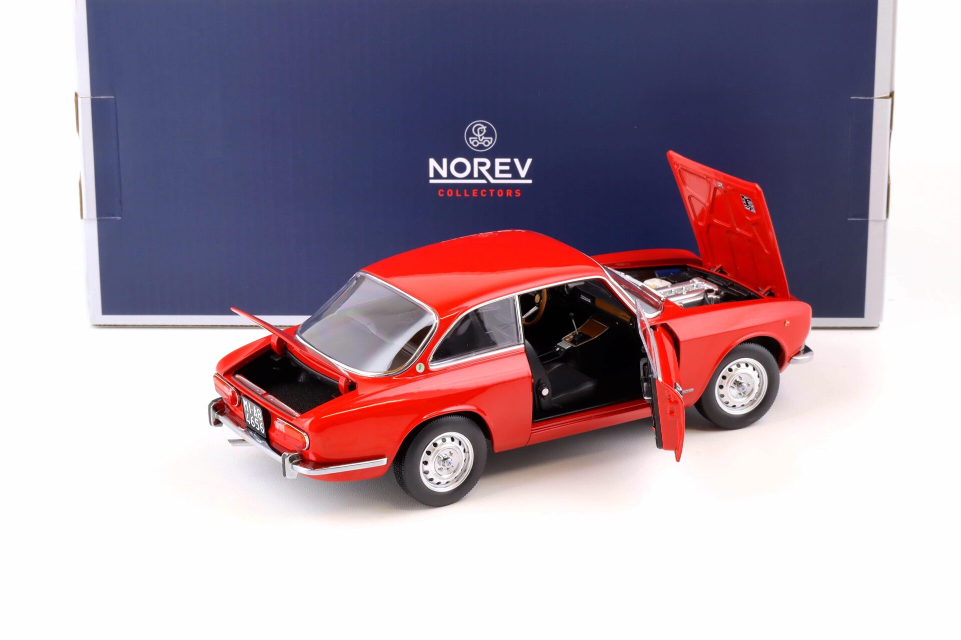 1:18 Norev Alfa Romeo 2000 GTV Coupe 1973 red Limited 1000 pcs.