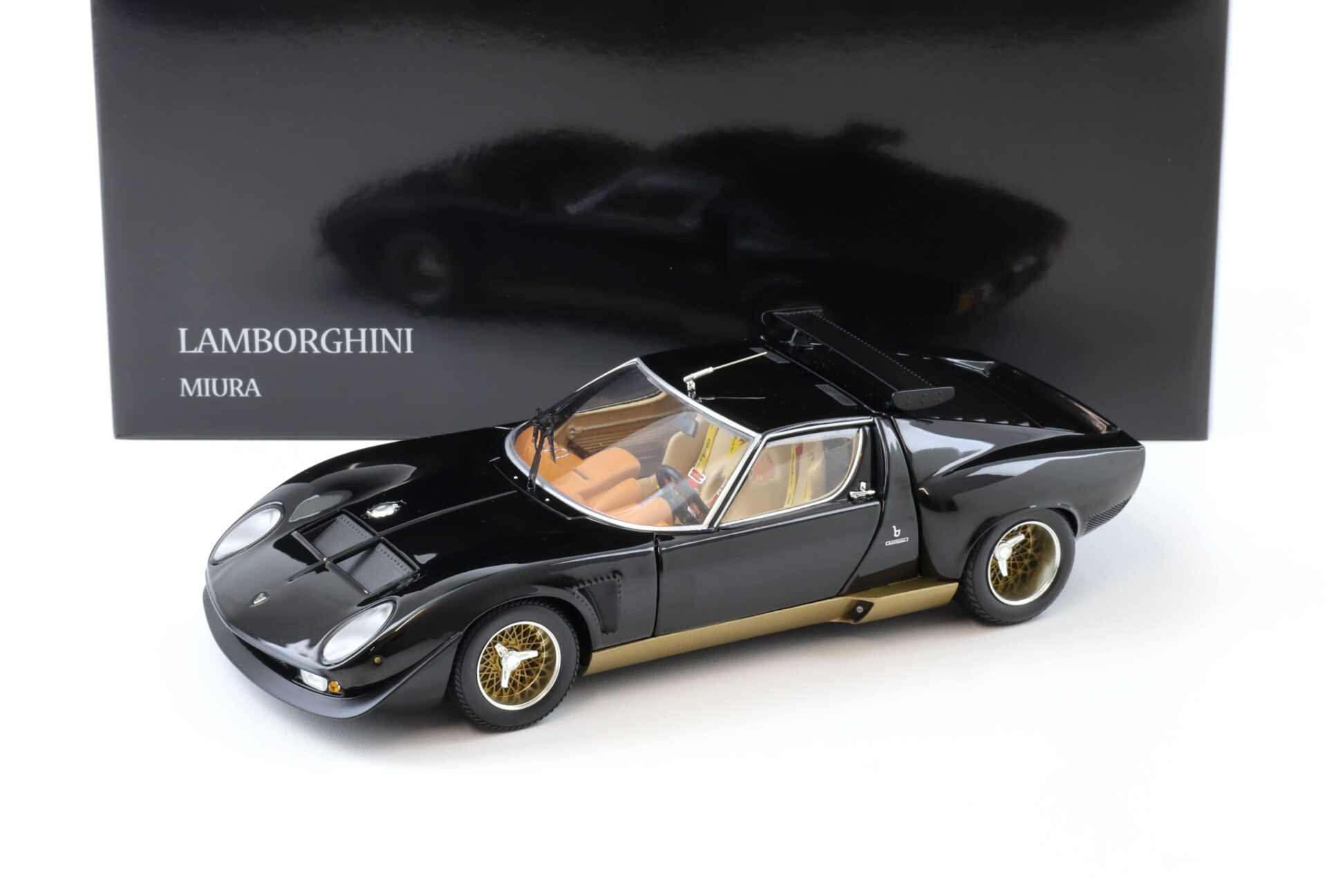 ID 104417 orig 1.jpg 1:18 Kyosho Lamborghini Miura SVR black/ gold 08319BKG