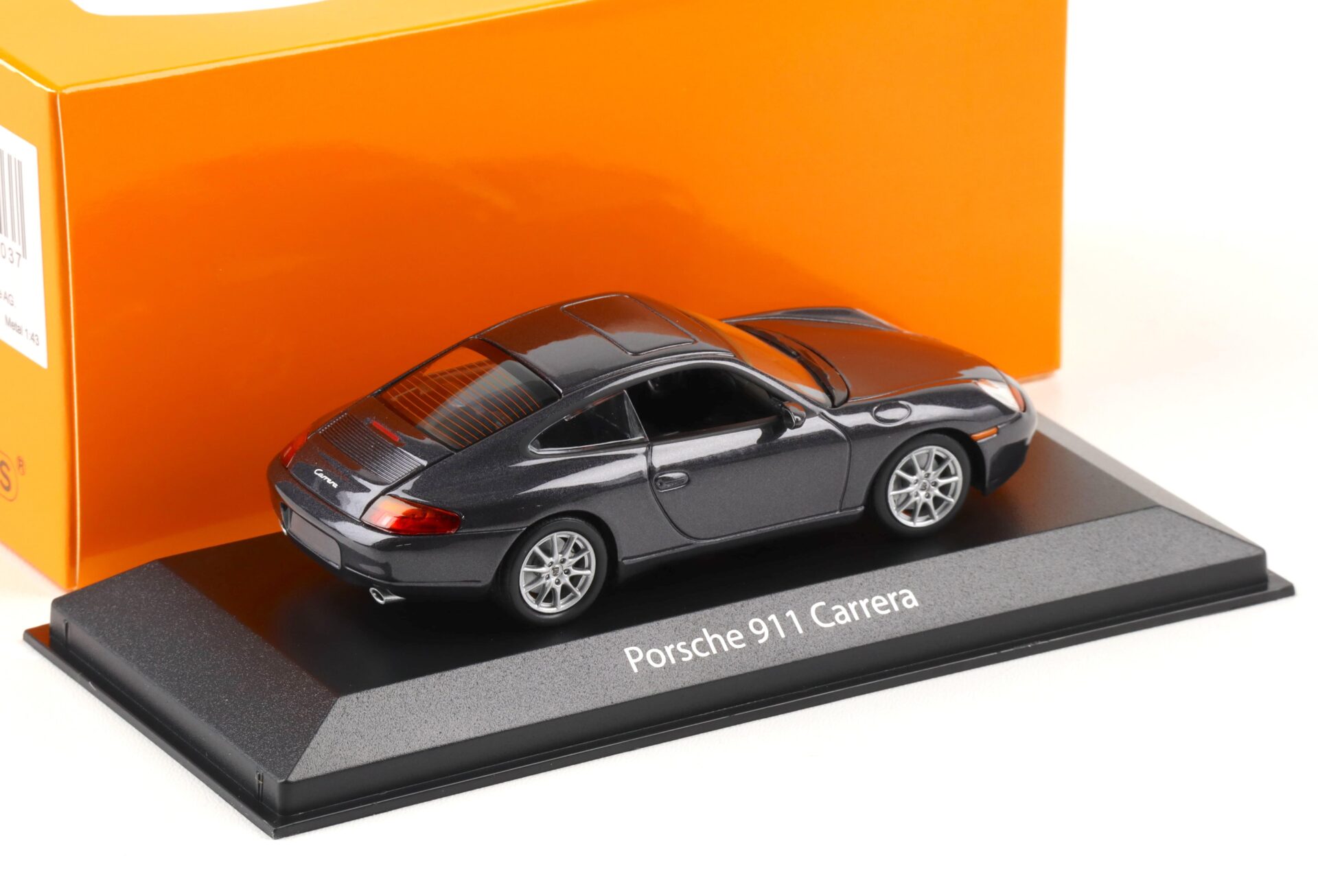 1:43 Minichamps Maxichamps Porsche 911 996 Carrera Coupe 1998 violet metallic