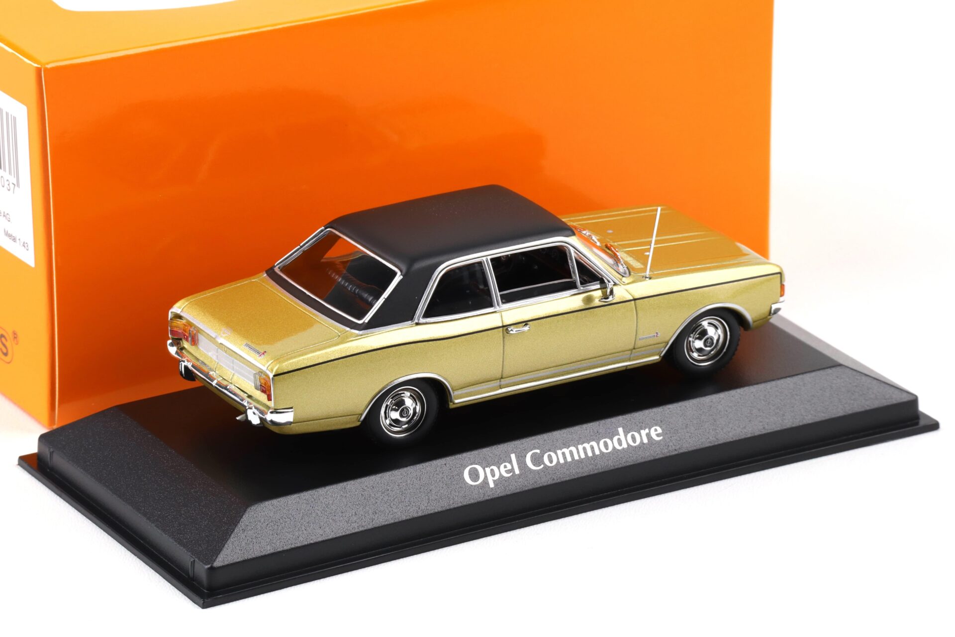 1:43 Minichamps Maxichamps Opel Commodore 1970 gold metallic/ black roof