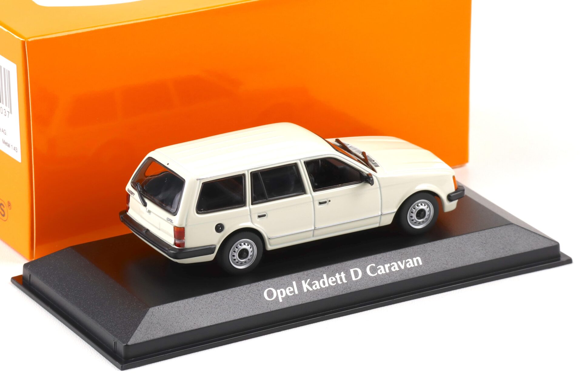 1:43 Minichamps Maxichamps Opel Kadett D Caravan 1979 white