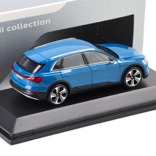 1:43 Spark Audi e-tron 2019 Antigua blue DEALER VERSION