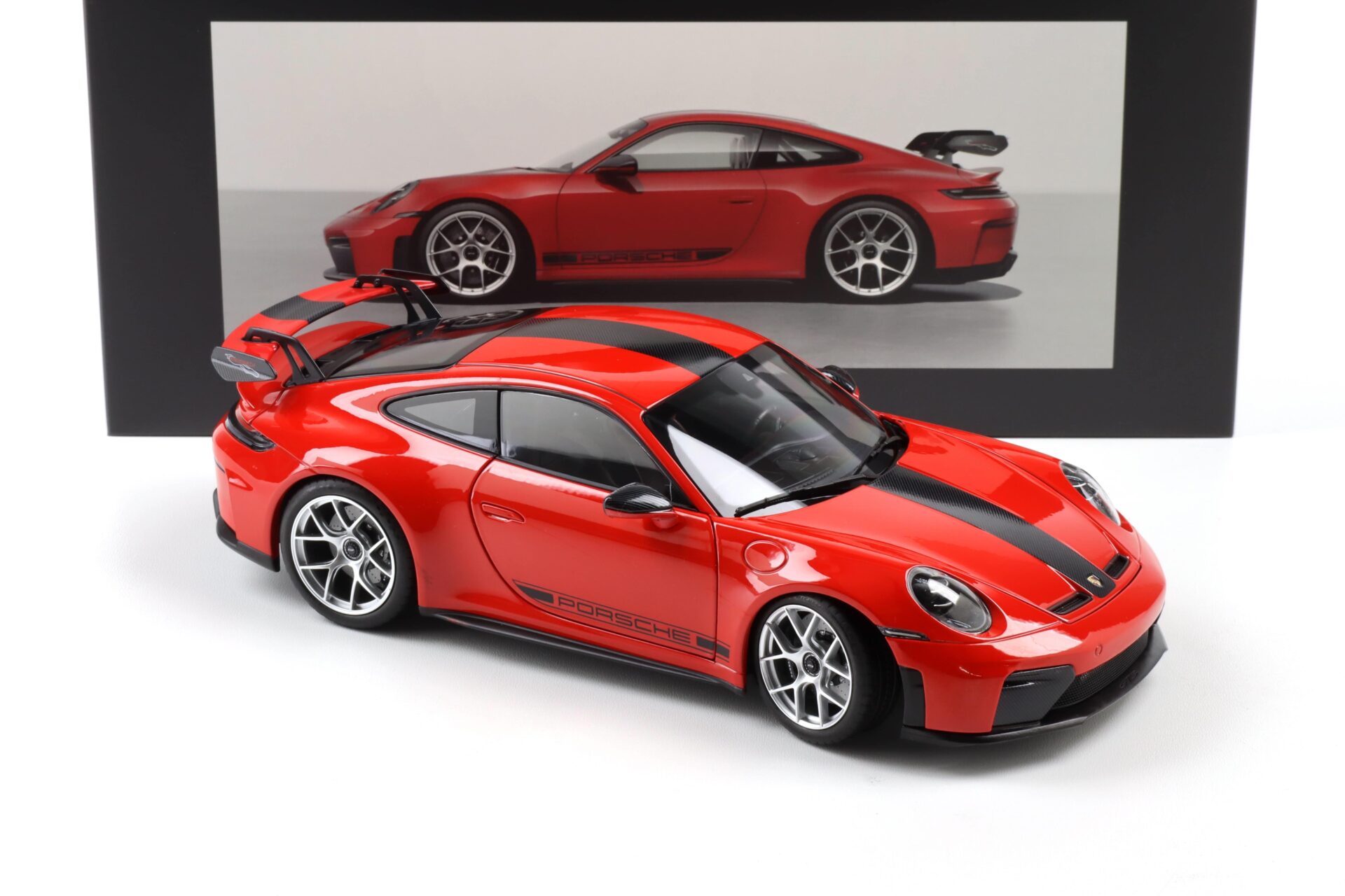 1:18 Norev Porsche 911 992.2 GT3 Weissach Package Guards red WAP DEALER