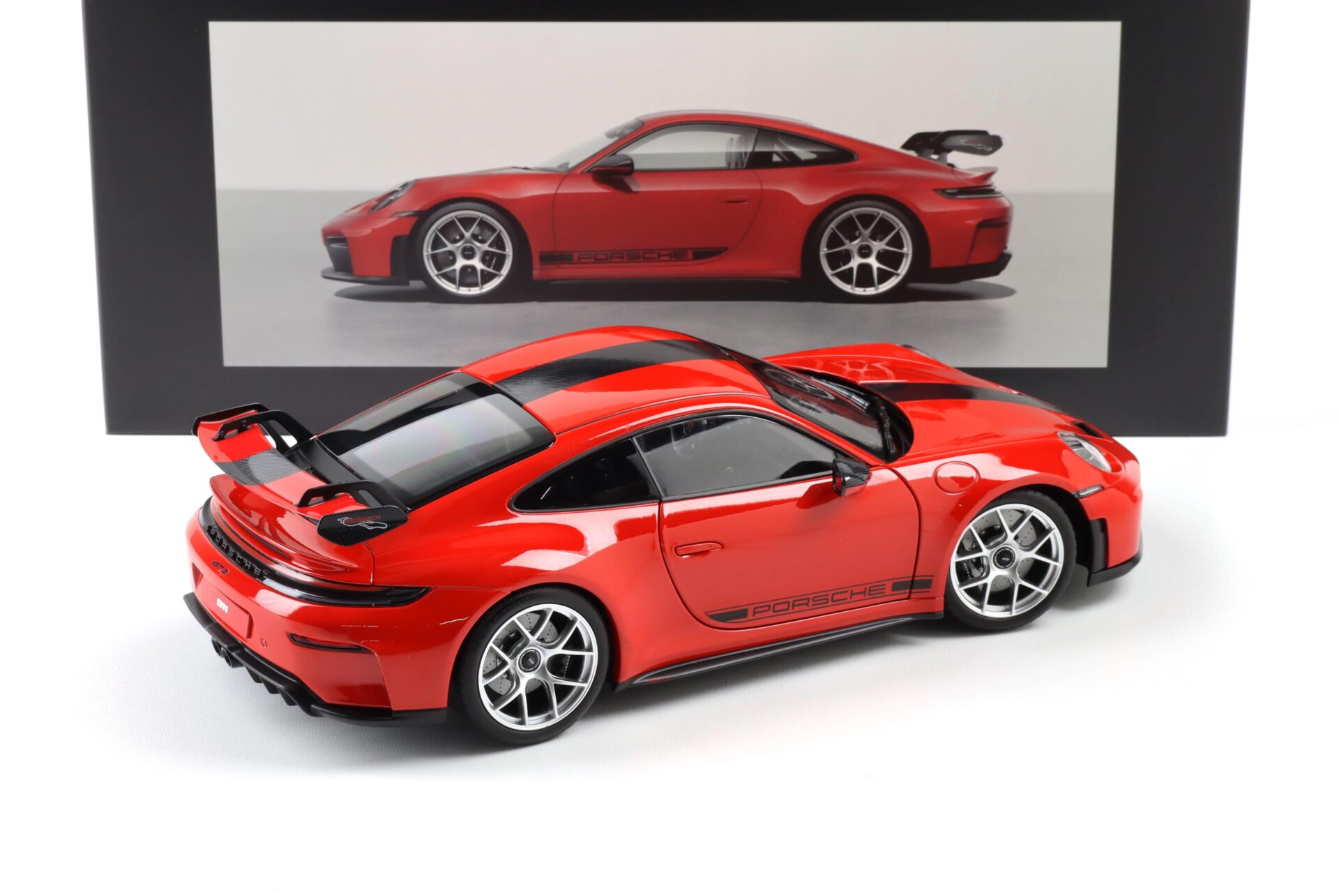 1:18 Norev Porsche 911 992.2 GT3 Weissach Package Guards red WAP DEALER