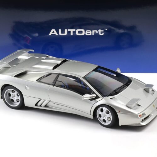 1:18 AUTOart Lamborghini Diablo SE30 JOTA 1995 titanio/ silver metallic