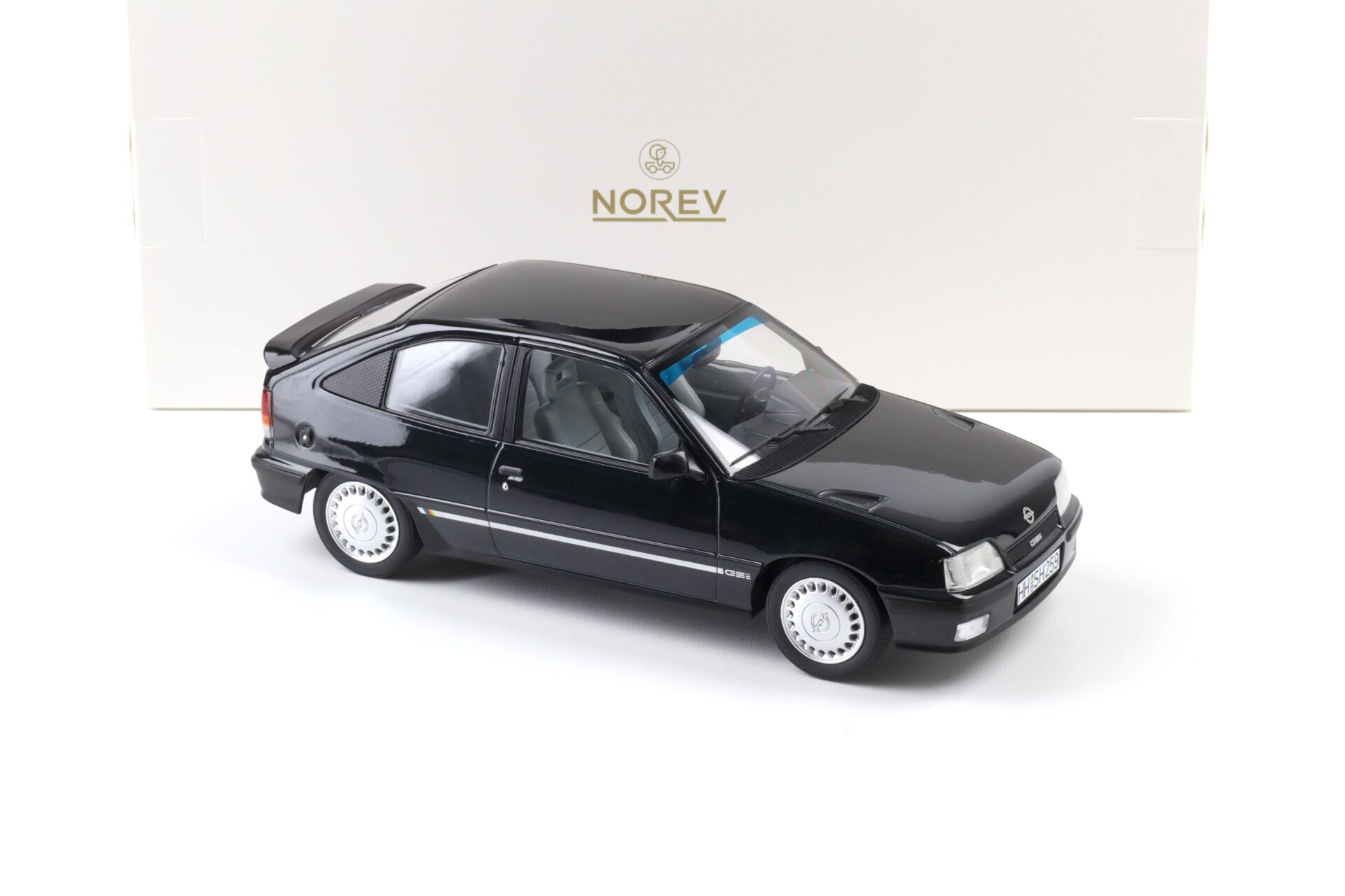 1:18 Norev Opel Kadett E GSi 1991 Helmut Schmidt black metallic 183617