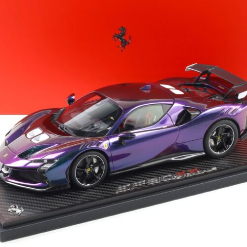 1:18 BBR Ferrari SF90 XX Stradale Chameleon with display - Limited 20 pcs.