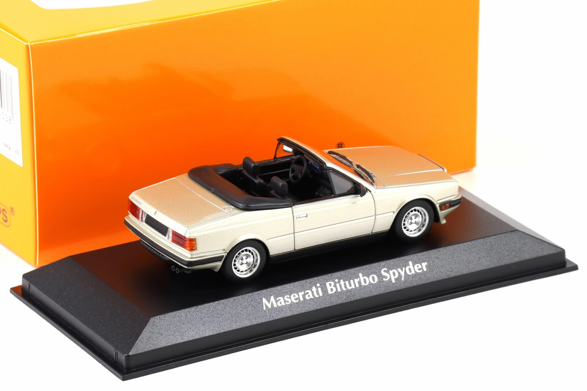 1:43 Minichamps Maxichamps Maserati Biturbo Spyder 1984 silver metallic