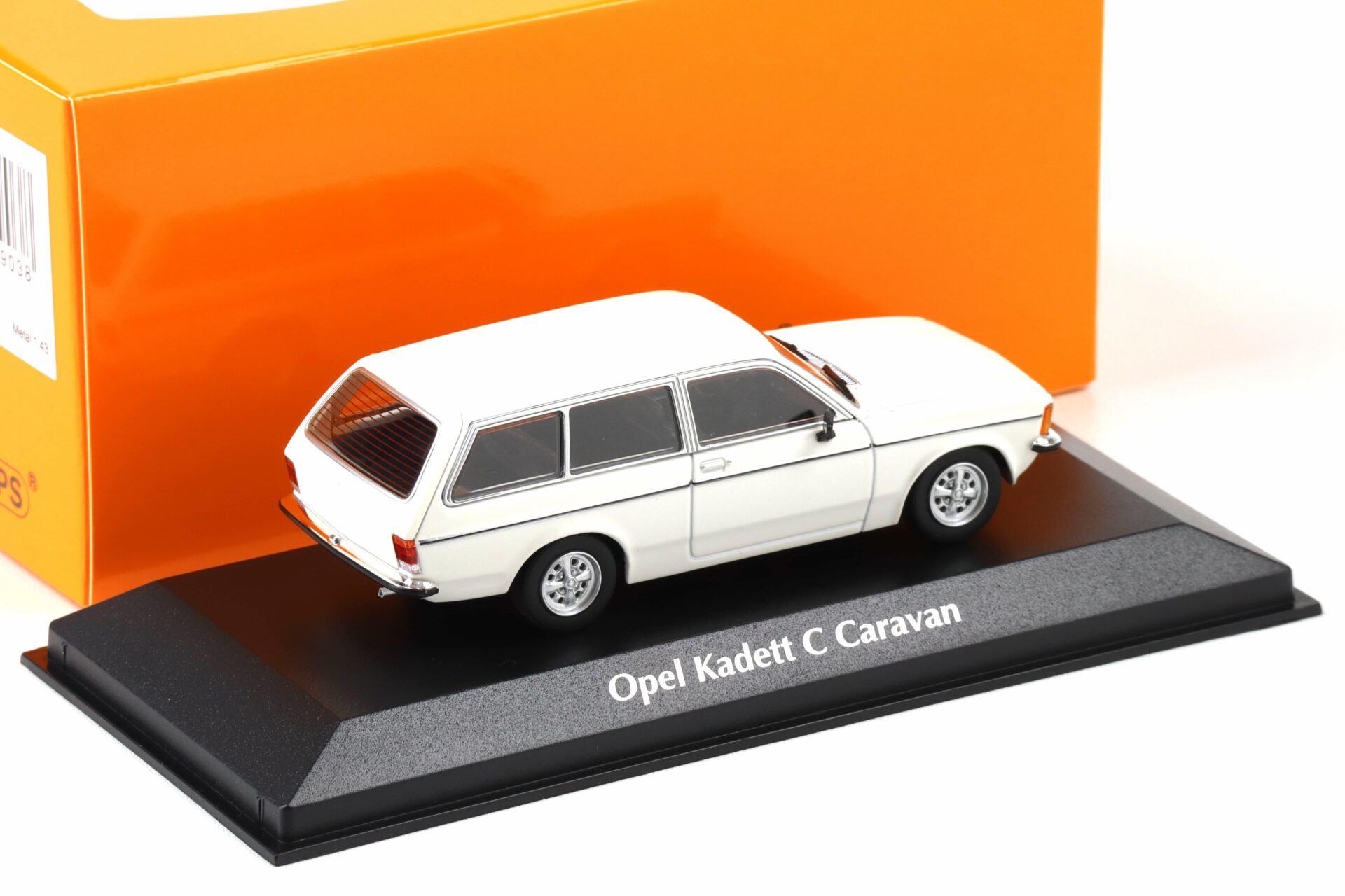 1:43 Minichamps Maxichamps Opel Kadett C Caracan 1978 white