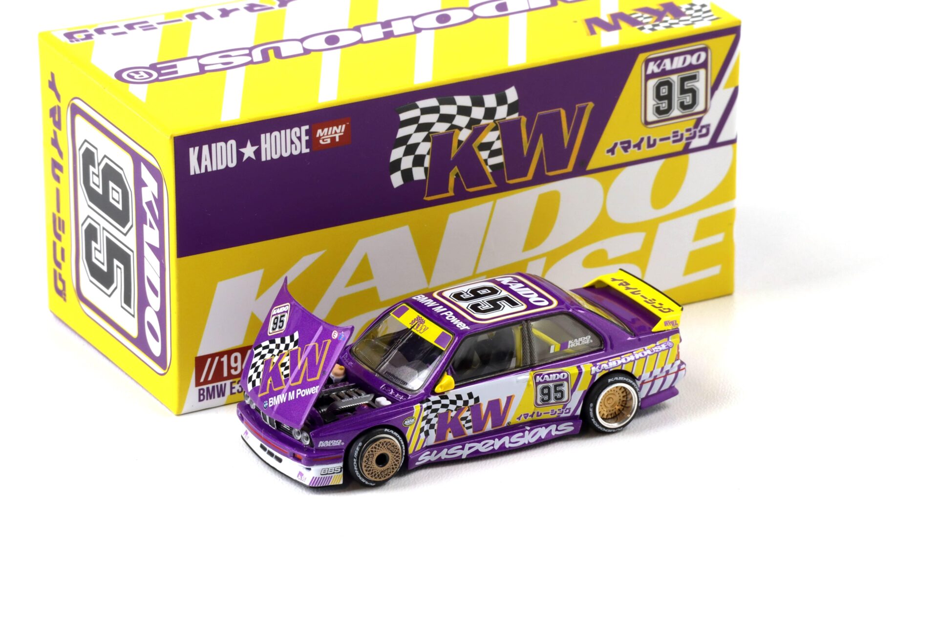 1:64 TSM Mini GT Kaido House BMW M3 E30 Kaido KW V1 purple/ yellow 1989