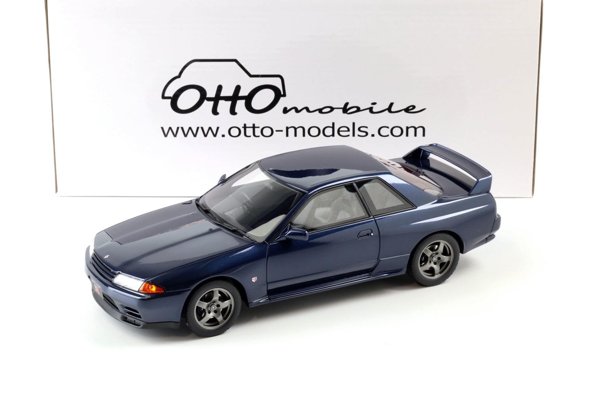 1:18 OTTO mobile OT1199 Nissan Skyline GT-R BNR32 R32 Coupe dark blue 1993