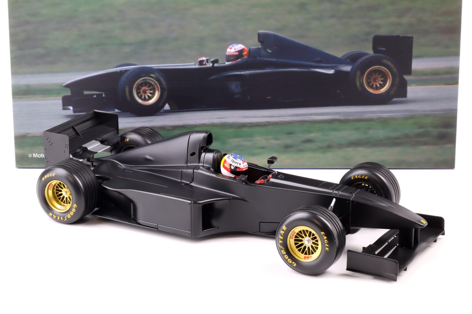 1:12 WERK83 Ferrari F300 Test Fiorano F1 M.Schumacher 1998 matt black