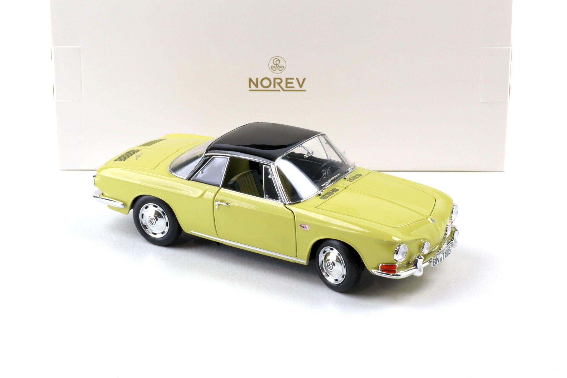 1:18 Norev VW Karmann Ghia 1500 Typ 34 Manila yellow/ black top 1961 - Limited 1000 pcs.