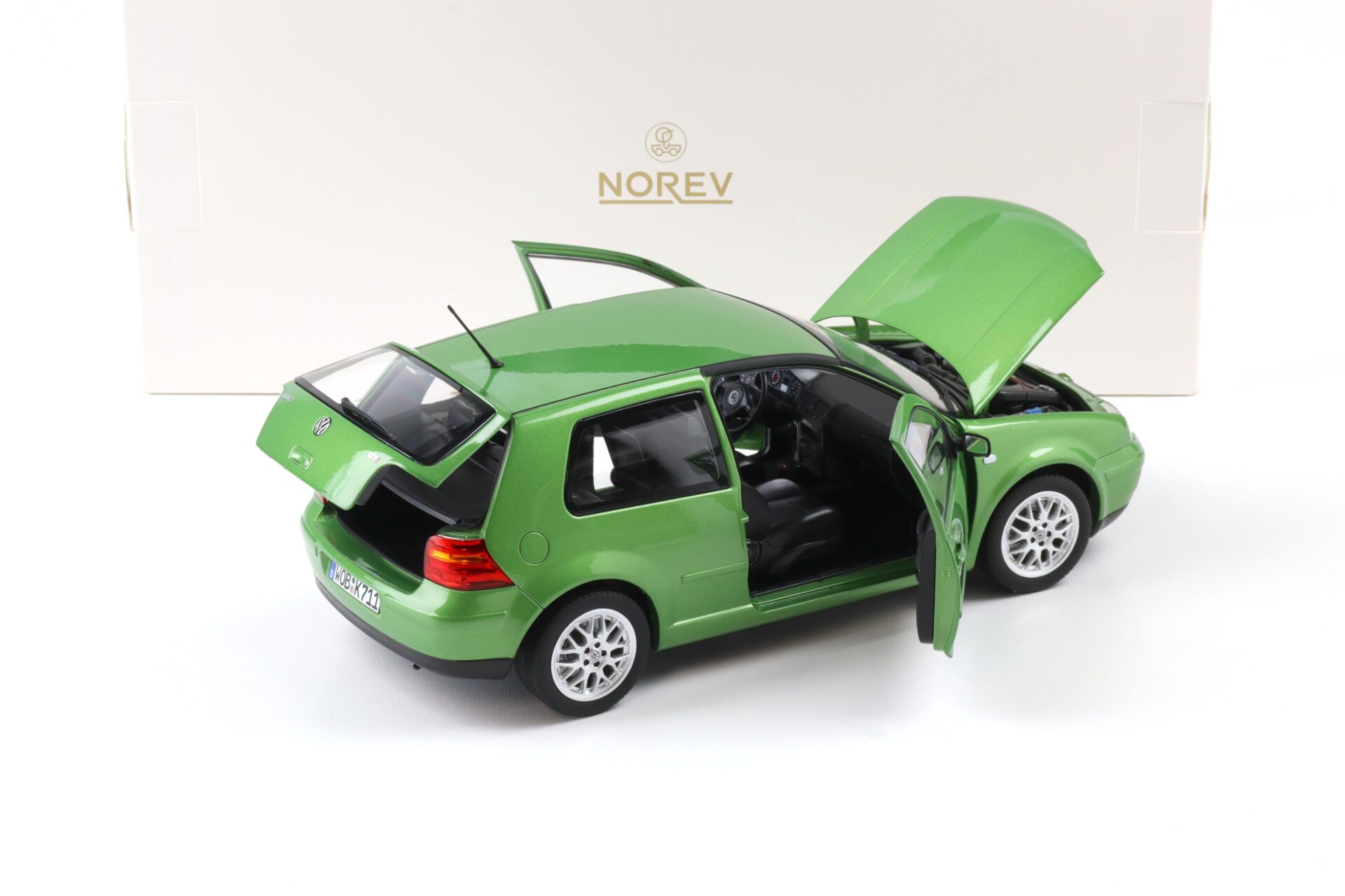 1:18 Norev VW Golf 4 IV GTI 1998 Cosmic green metallic 188571