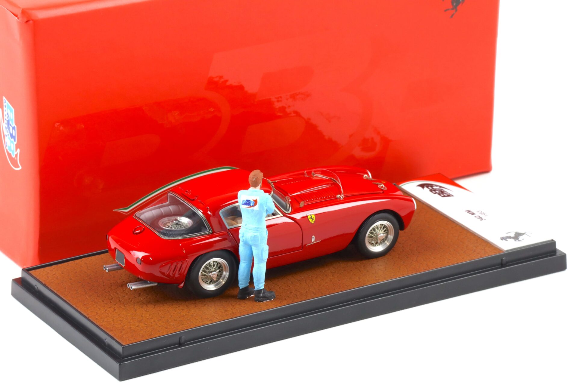 1:43 BBR Ferrari 340 MM S/N 0320 24h Le Mans 1953 Farina/ Hawthorn red with figure