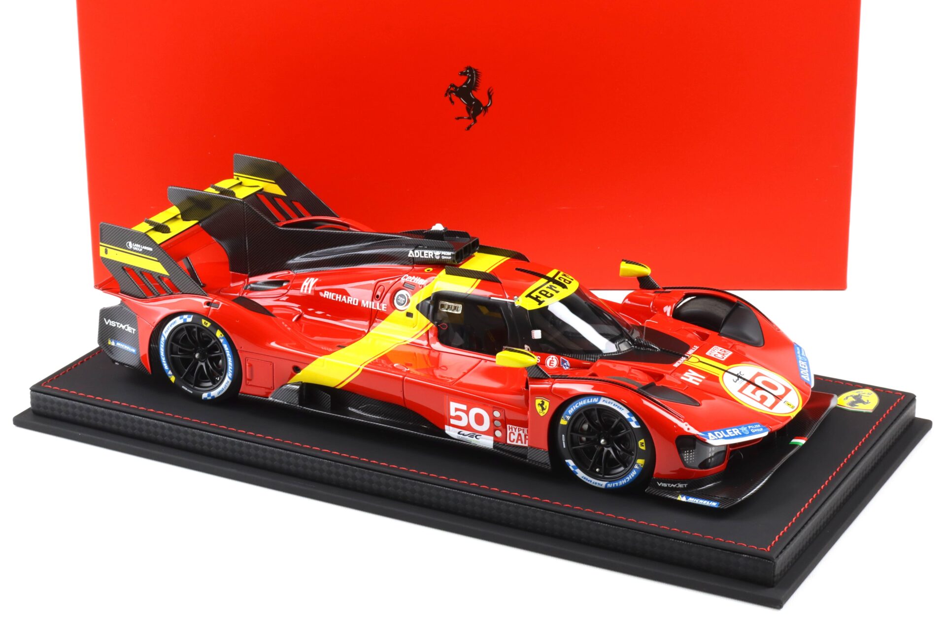 1:18 BBR Ferrari 499P Winner Le Mans 23-24-25 Special red with Showcase