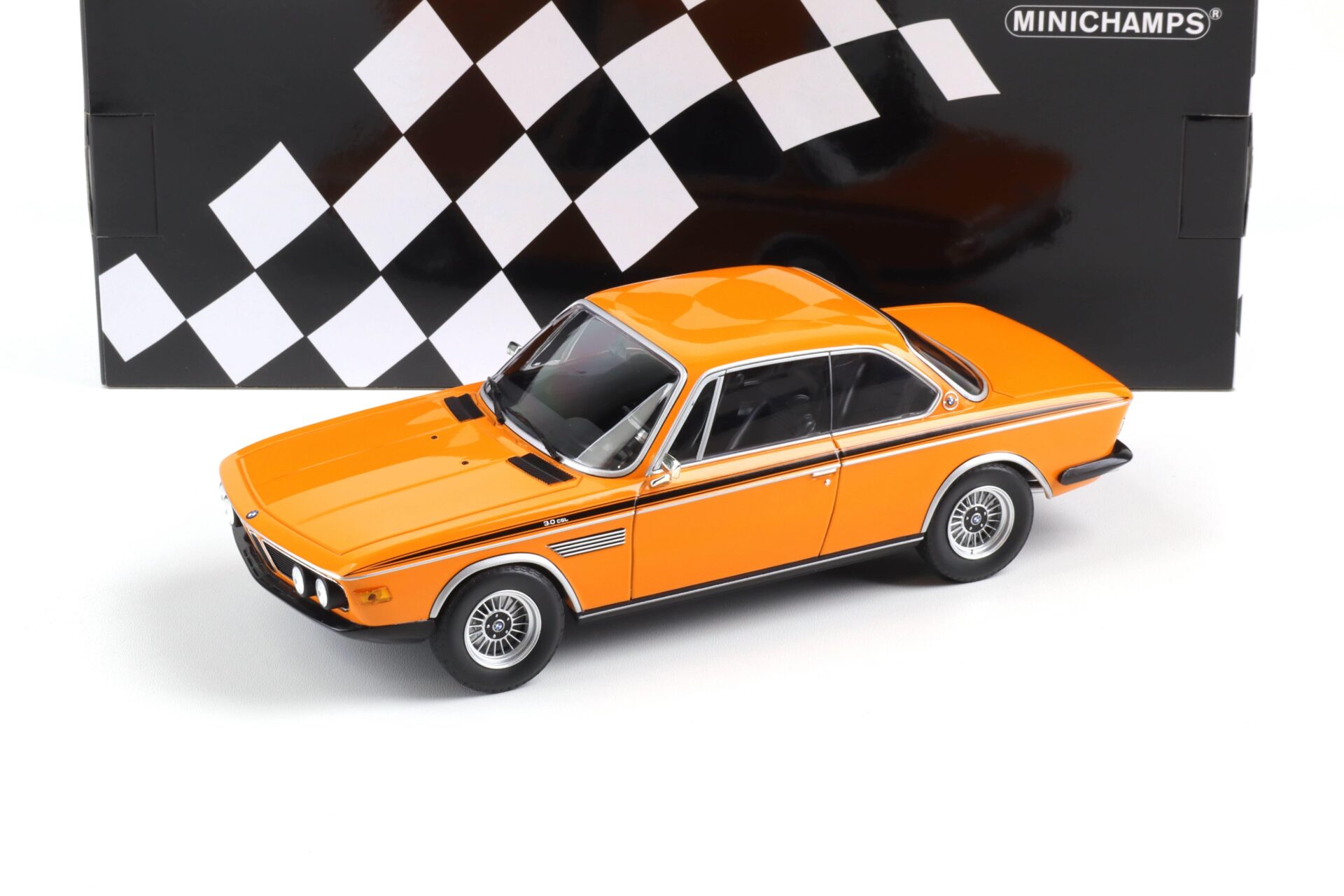 1:18 Minichamps BMW 3.0 CSL Coupe E9 orange 1971