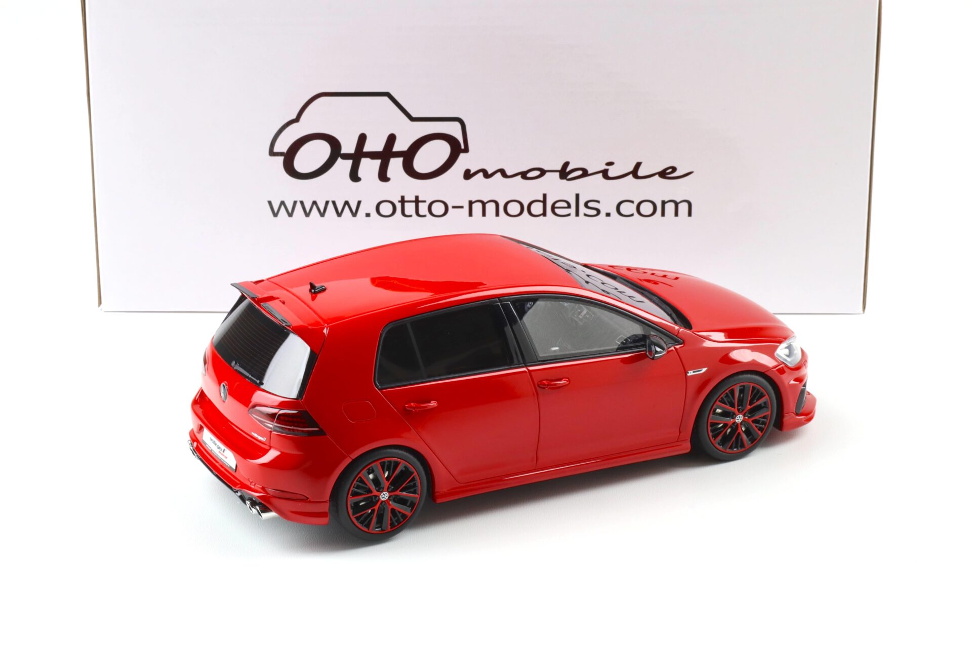 1:18 OTTO mobile OT1118 VW Golf 7.5 R Oettinger 2018 Tornado red