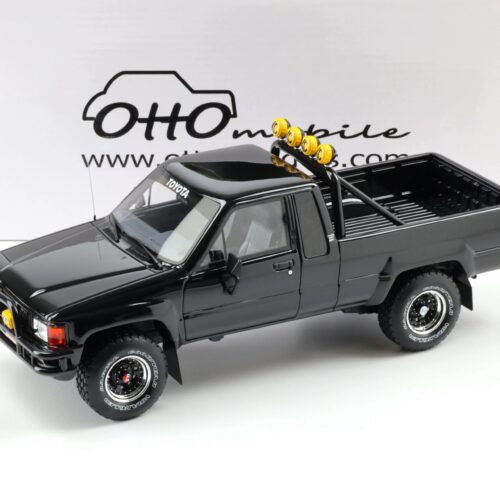 1:18 OTTO mobile OT481B Toyota Hilux SR5 Back to the Future Glossy black 1985