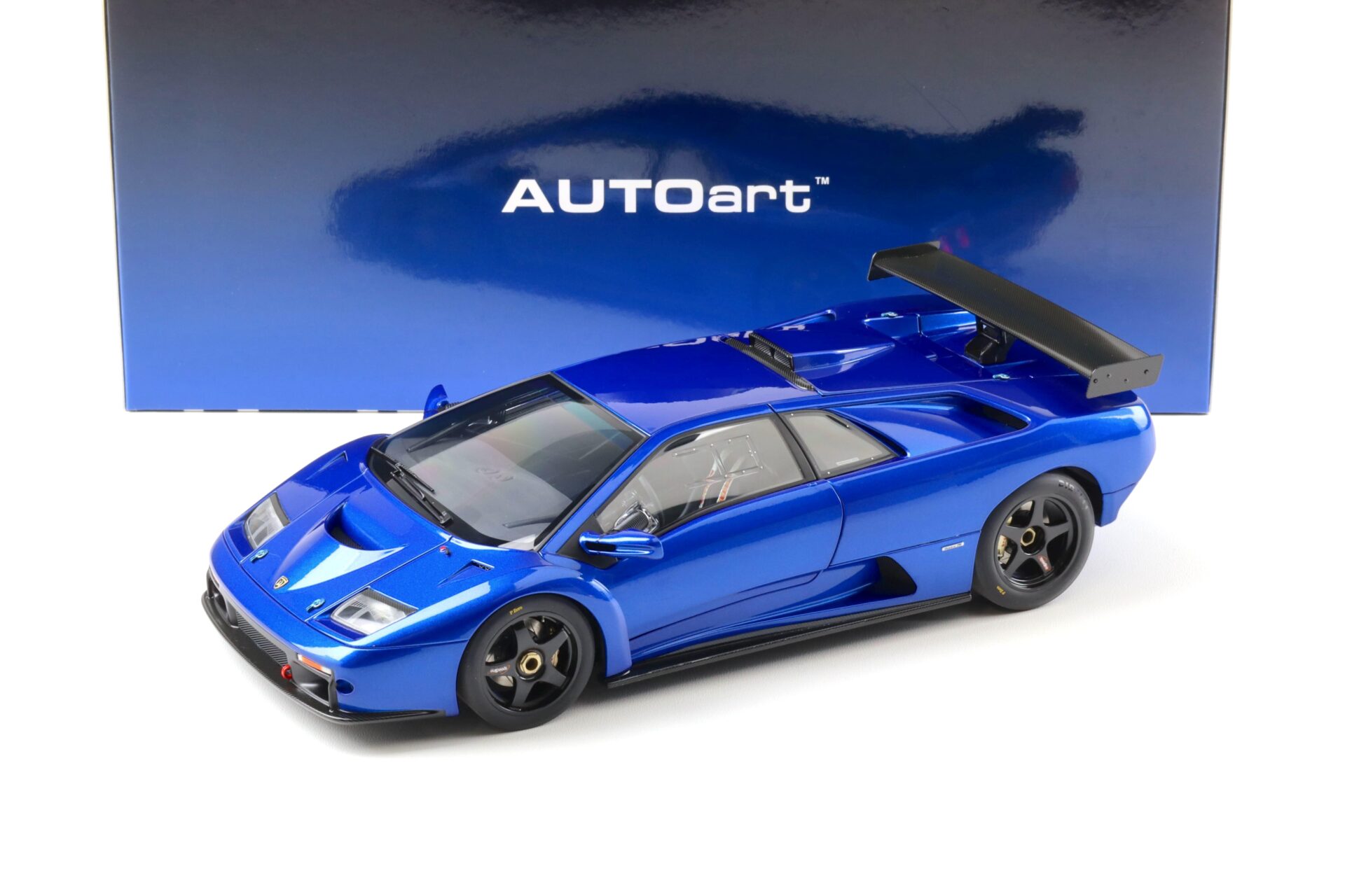 1:18 AUTOart Lamborghini Diablo GT-R Coupe 1999 Monterey blue 79135