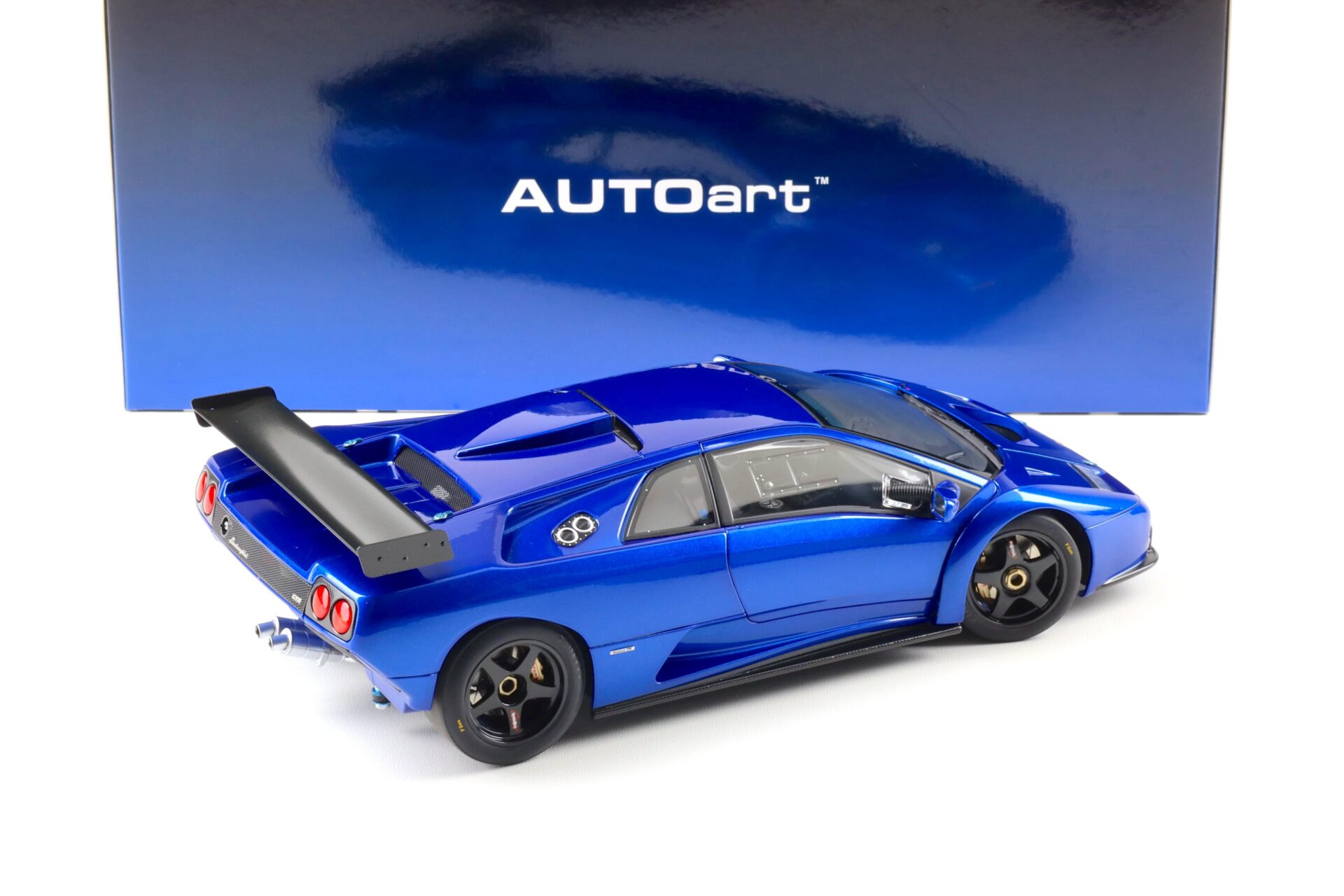 1:18 AUTOart Lamborghini Diablo GT-R Coupe 1999 Monterey blue 79135