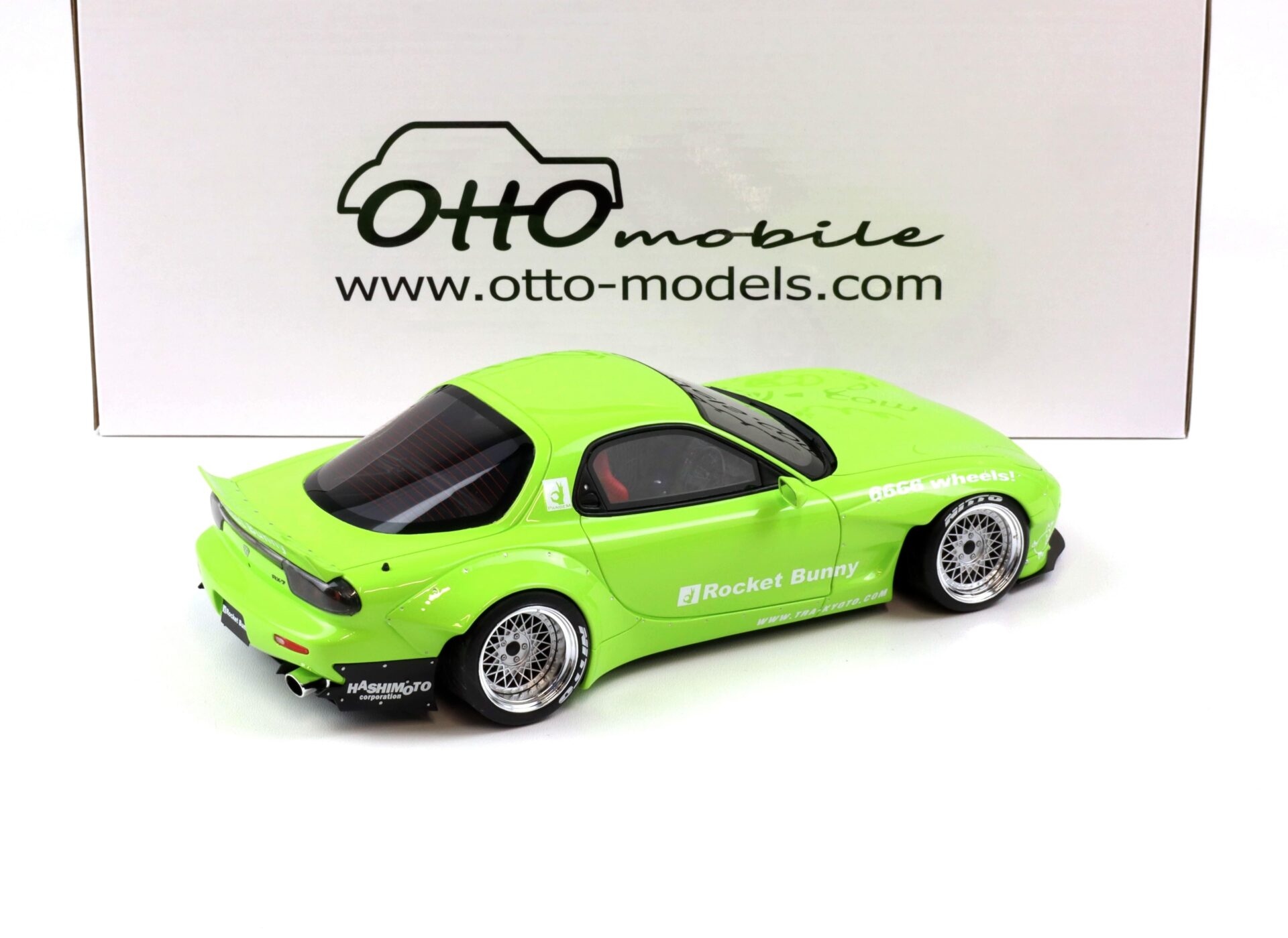 1:18 OTTO mobile OT1155 Mazda RX-7 FD3S Rocket Bunny Aero V1 pearl green 2015