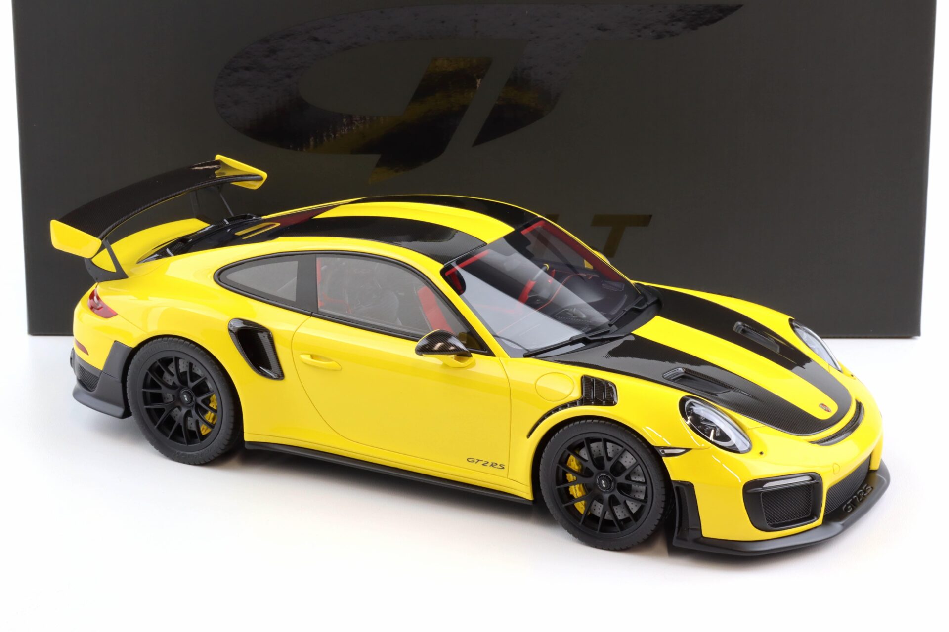 1:12 GT Spirit GT535 Porsche 911 991.2 GT2 RS Weissach Package Racing yellow 2018