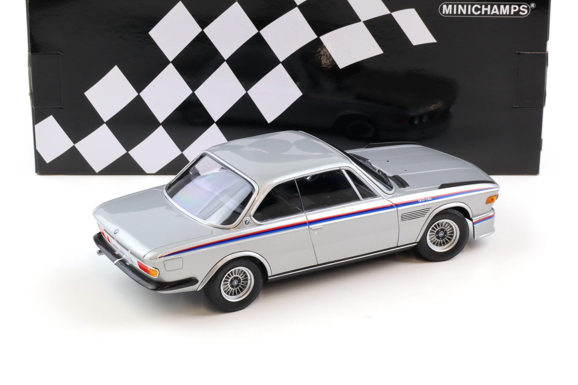1:18 Minichamps BMW 3.0 CSL Coupe E9 silver metallic 1973