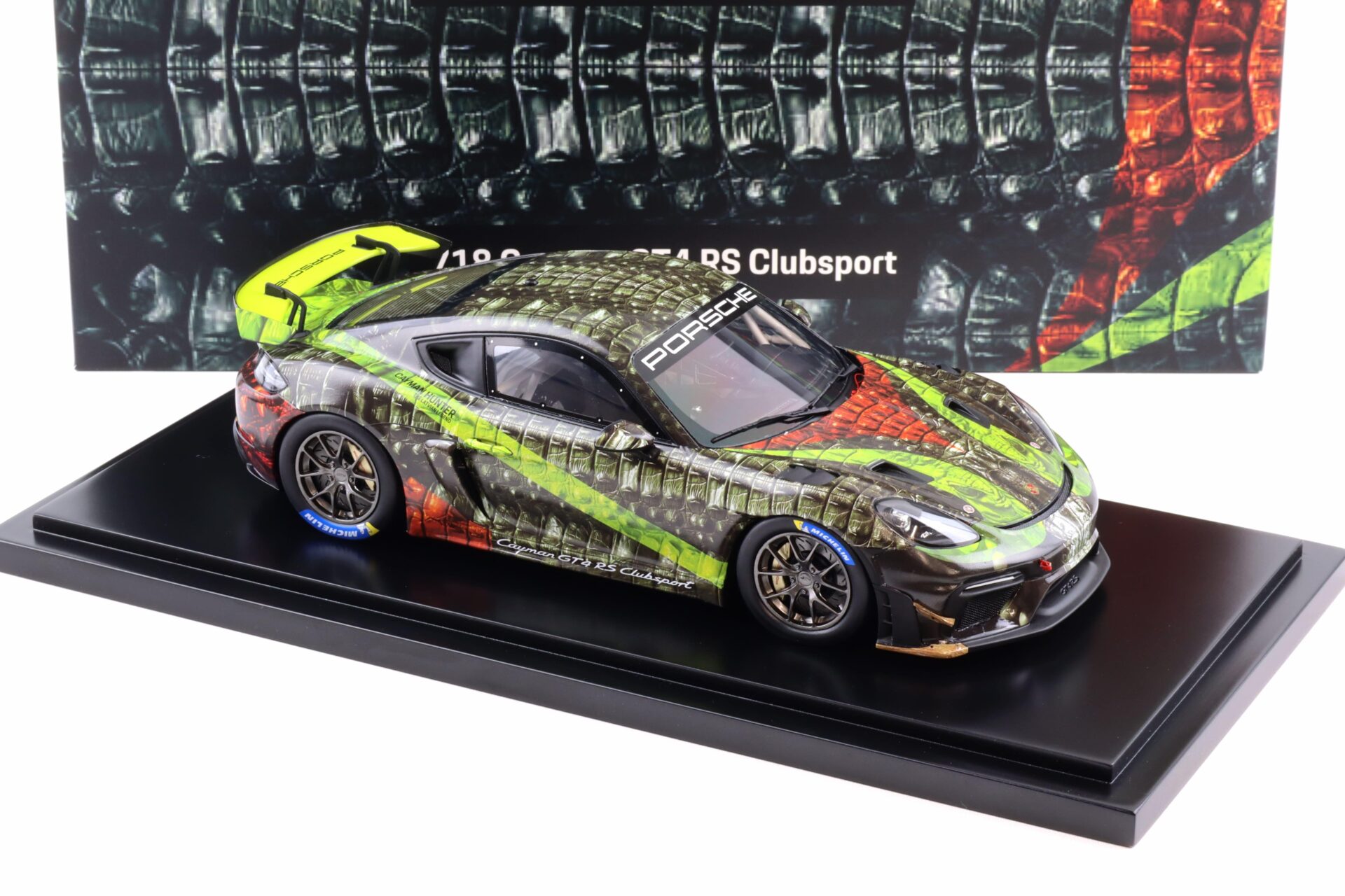 1:18 Spark Porsche 718 Cayman GT4 RS Clubsport (982) Hunter WAP DEALER
