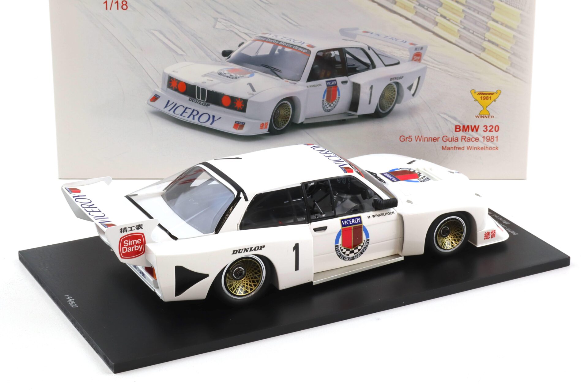 1:18 Spark BMW 320 Gr.5 Winner Guia Race 1981 Manfred Winkelhock #1