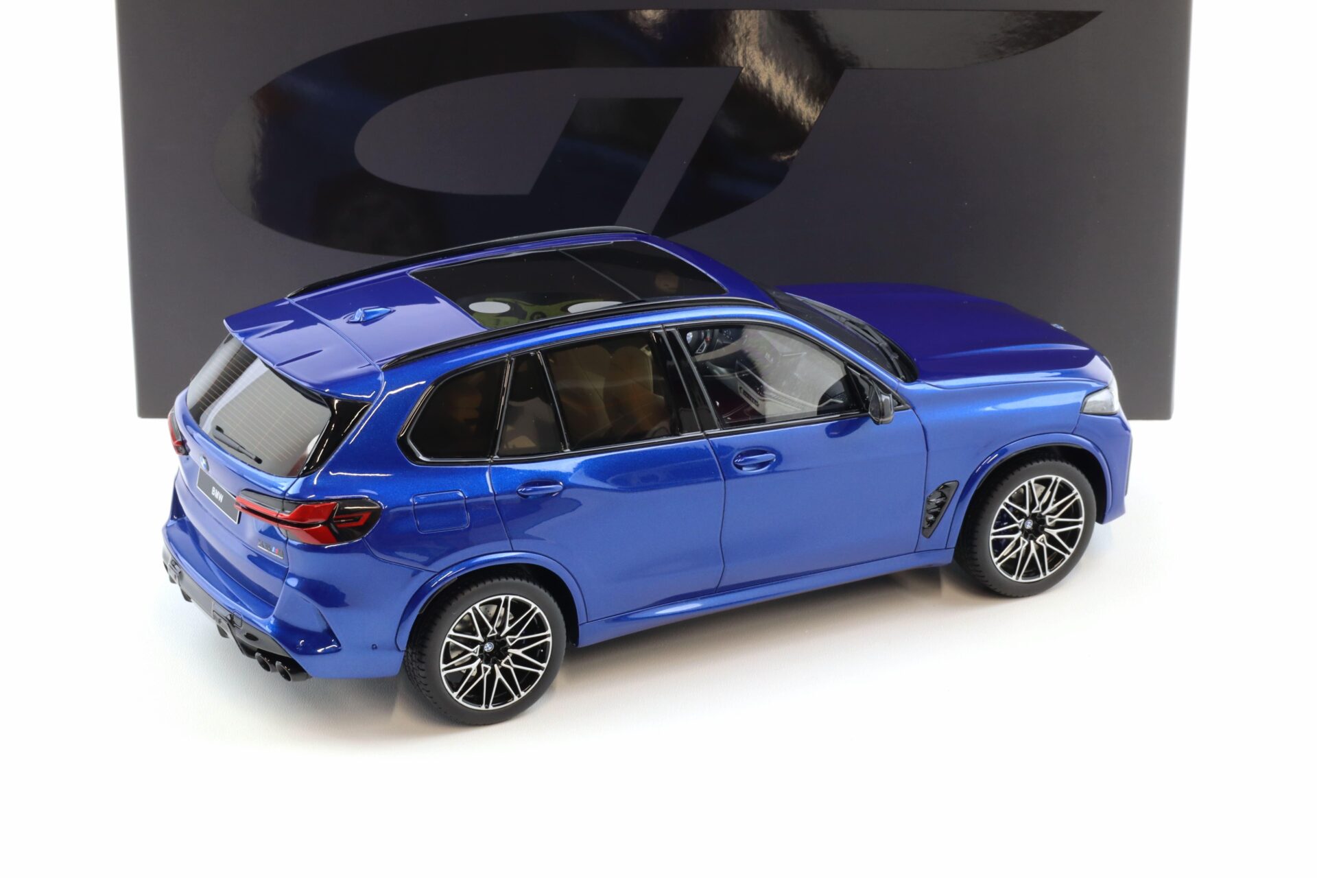 1:18 GT Spirit GT967 BMW X5 M Competition G05 Marina Bay blue metallic 2003