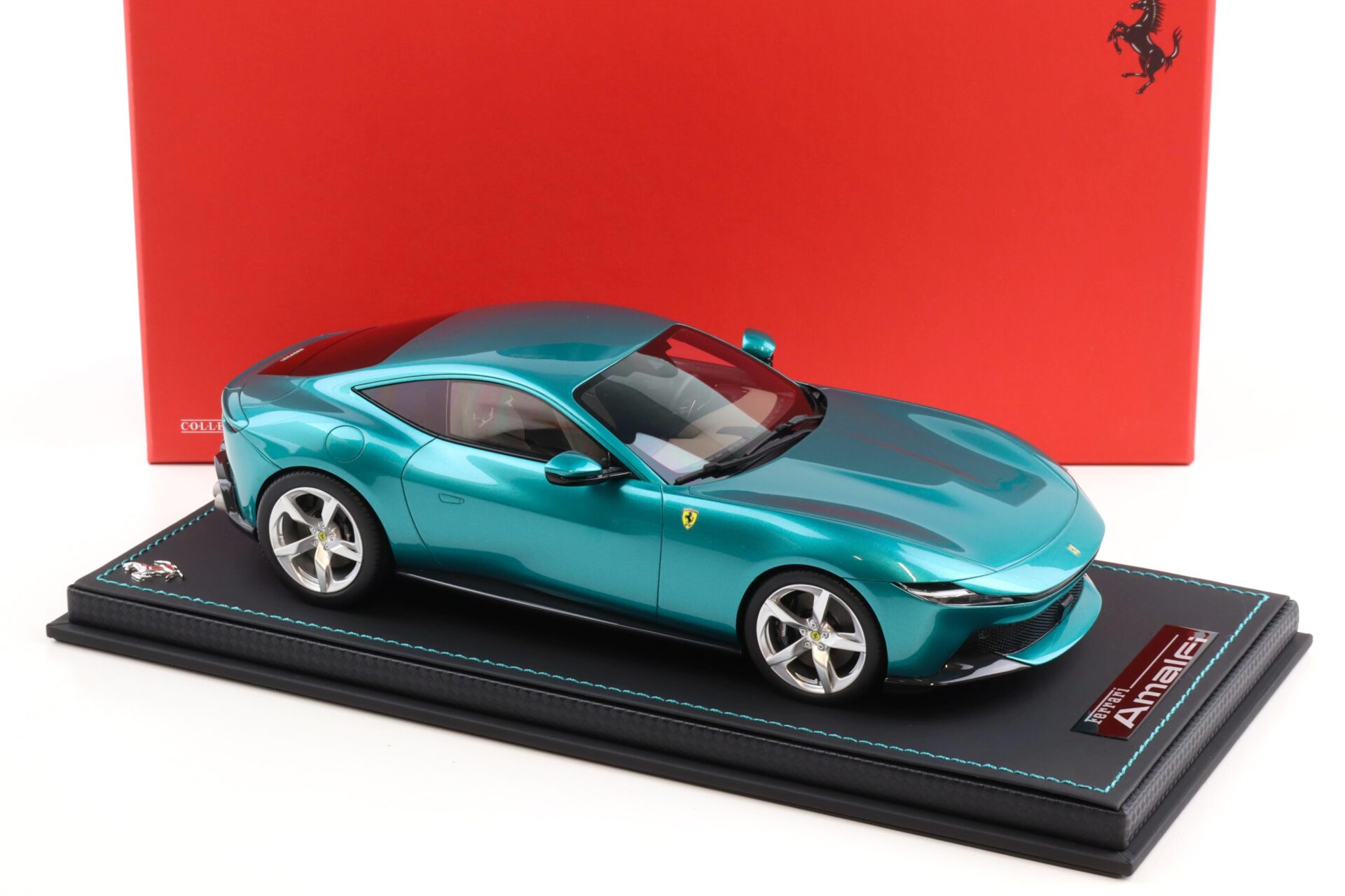 1:18 MR Collection Ferrari Amalfi Coupe 2025 Verde Costiera metallic - Limited 49 pcs.
