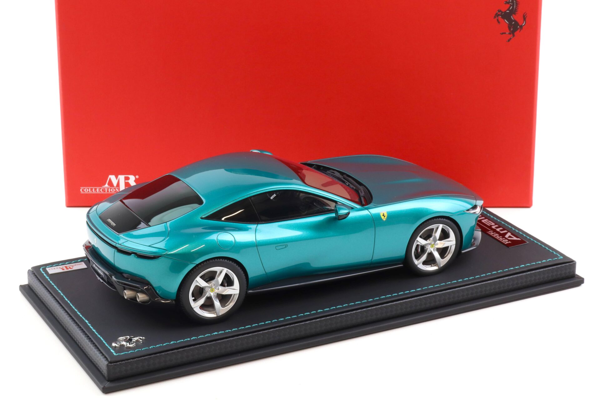 1:18 MR Collection Ferrari Amalfi Coupe 2025 Verde Costiera metallic - Limited 49 pcs.