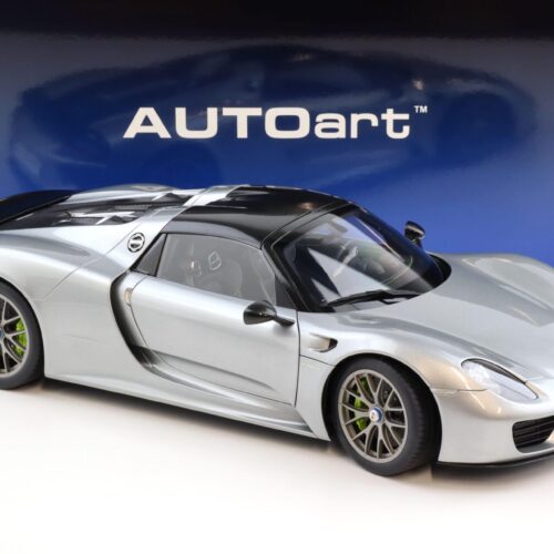 1:12 AUTOart Porsche 918 Spyder 2013 silver metallic 12123