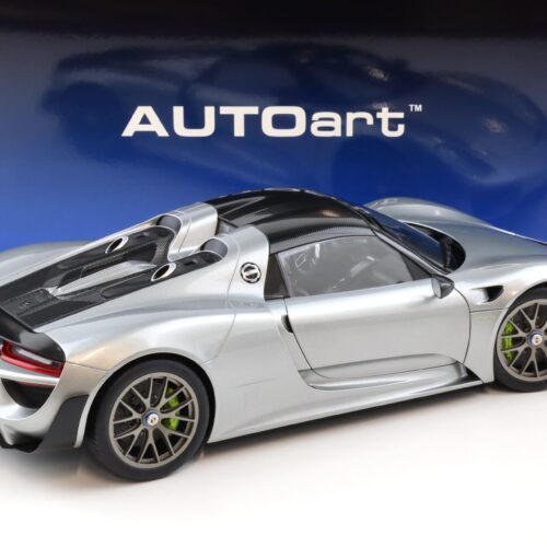 1:12 AUTOart Porsche 918 Spyder 2013 silver metallic 12123