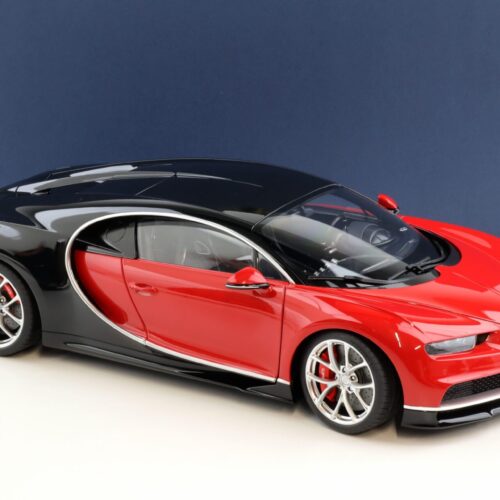1:12 AUTOart Bugatti Chiron 2017 Italian red/ Nocturne black 12113