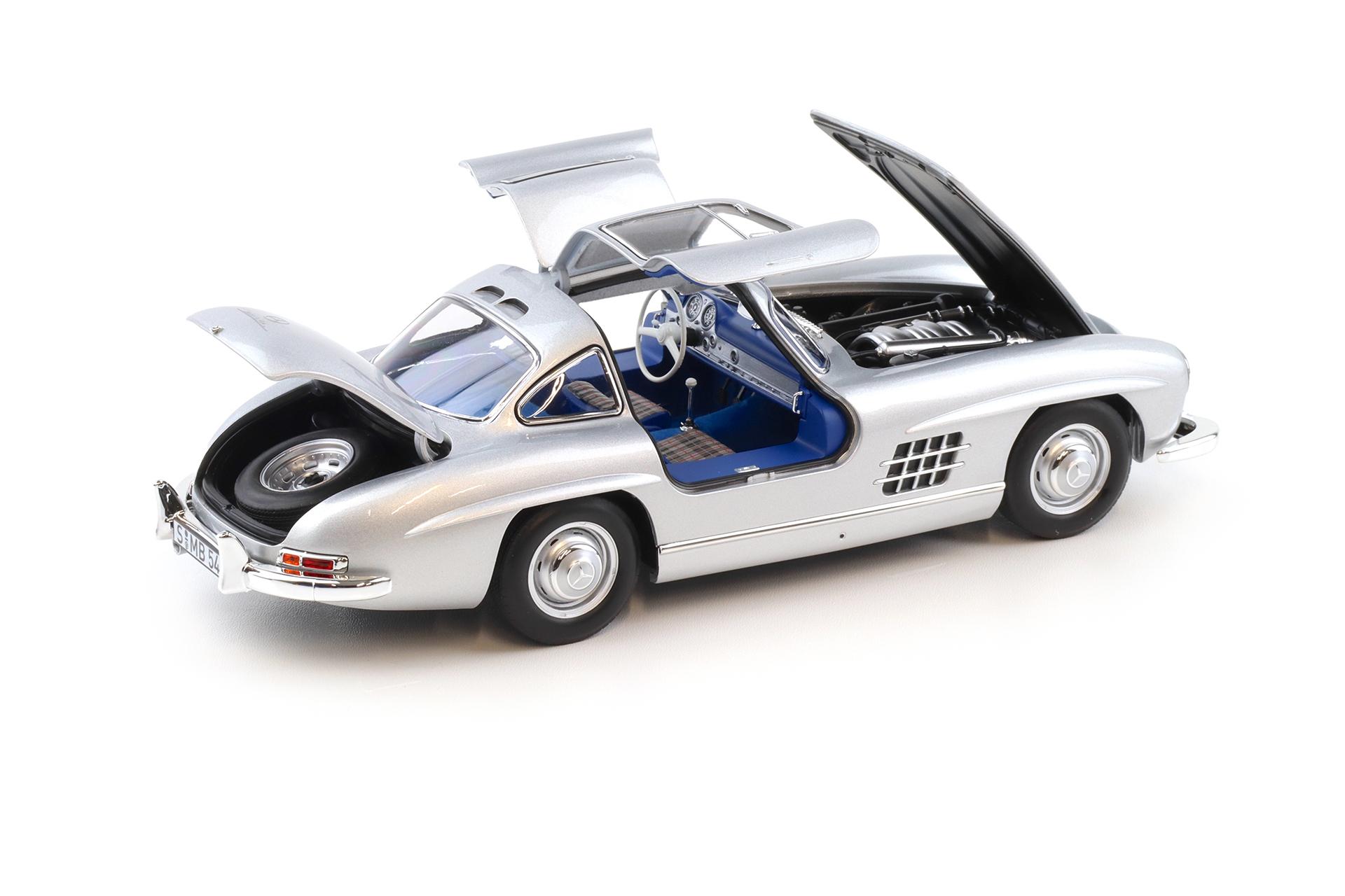 1:18 Norev Mercedes 300 SL Flügeltürer Gullwing 1954 silver/ blue interior - Limited 660 pcs.