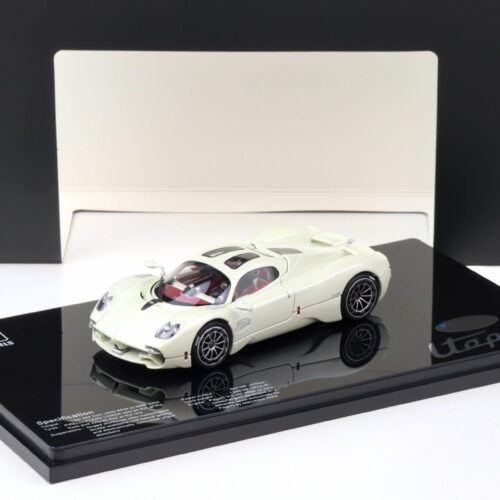 1:43 LCD Models Pagani Utopia Coupe white/ light gold LCD43012-WH