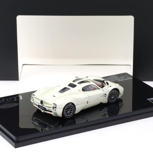 1:43 LCD Models Pagani Utopia Coupe white/ light gold LCD43012-WH