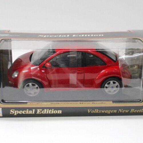 1:18 Maisto VW New Beetle red - Image 4