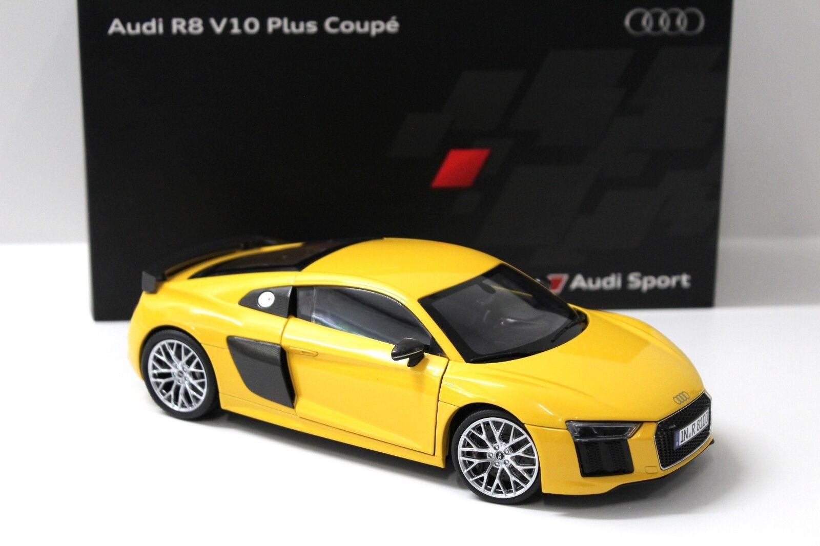 1:18 iScale Audi R8 V10 Plus Coupe yellow DEALER VERSION