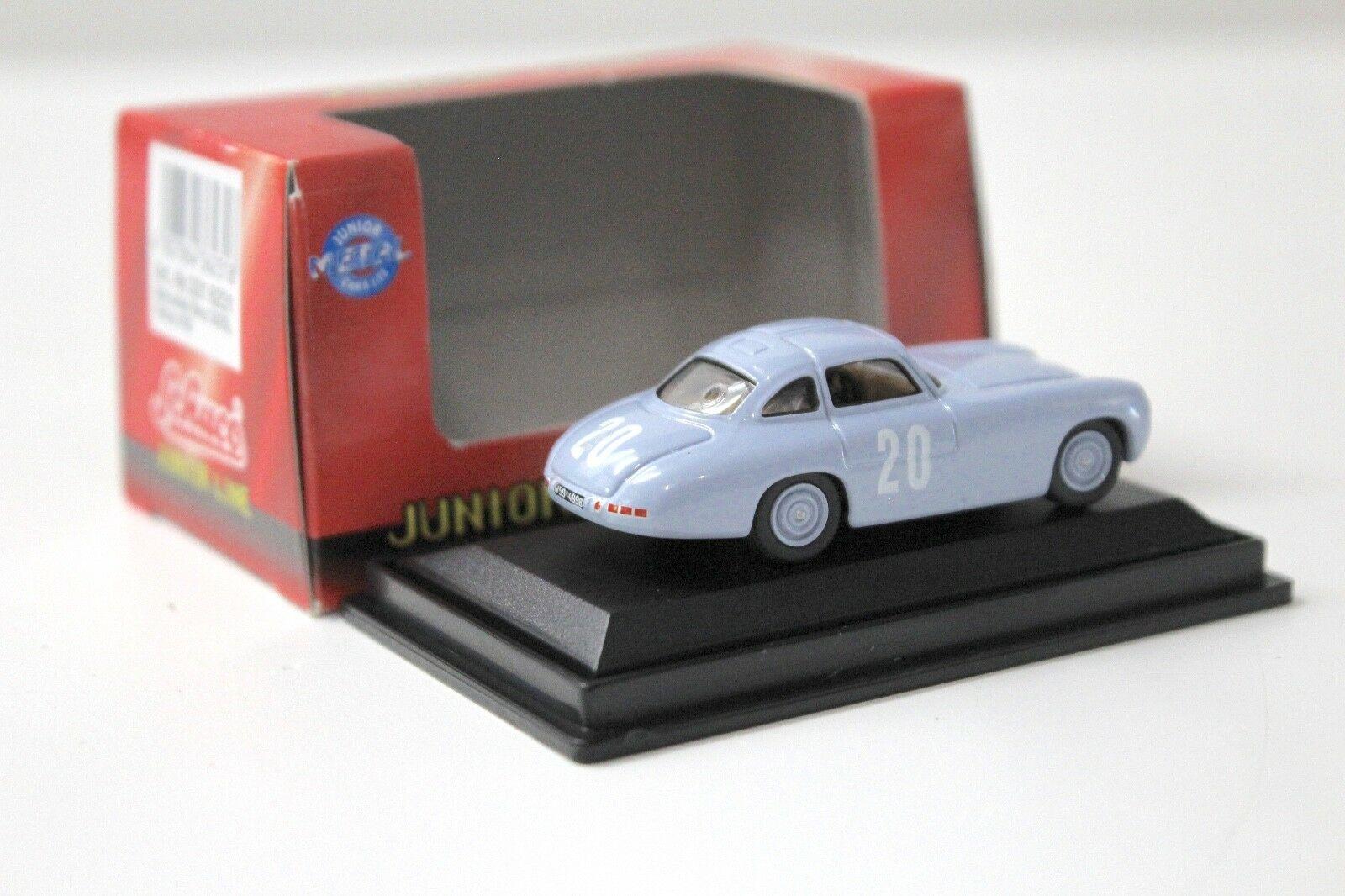 1:72 Schuco Mercedes Benz 300SL lightblue #20