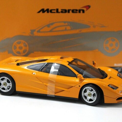 1:18 Minichamps McLaren F1 Road Car 1994 orange