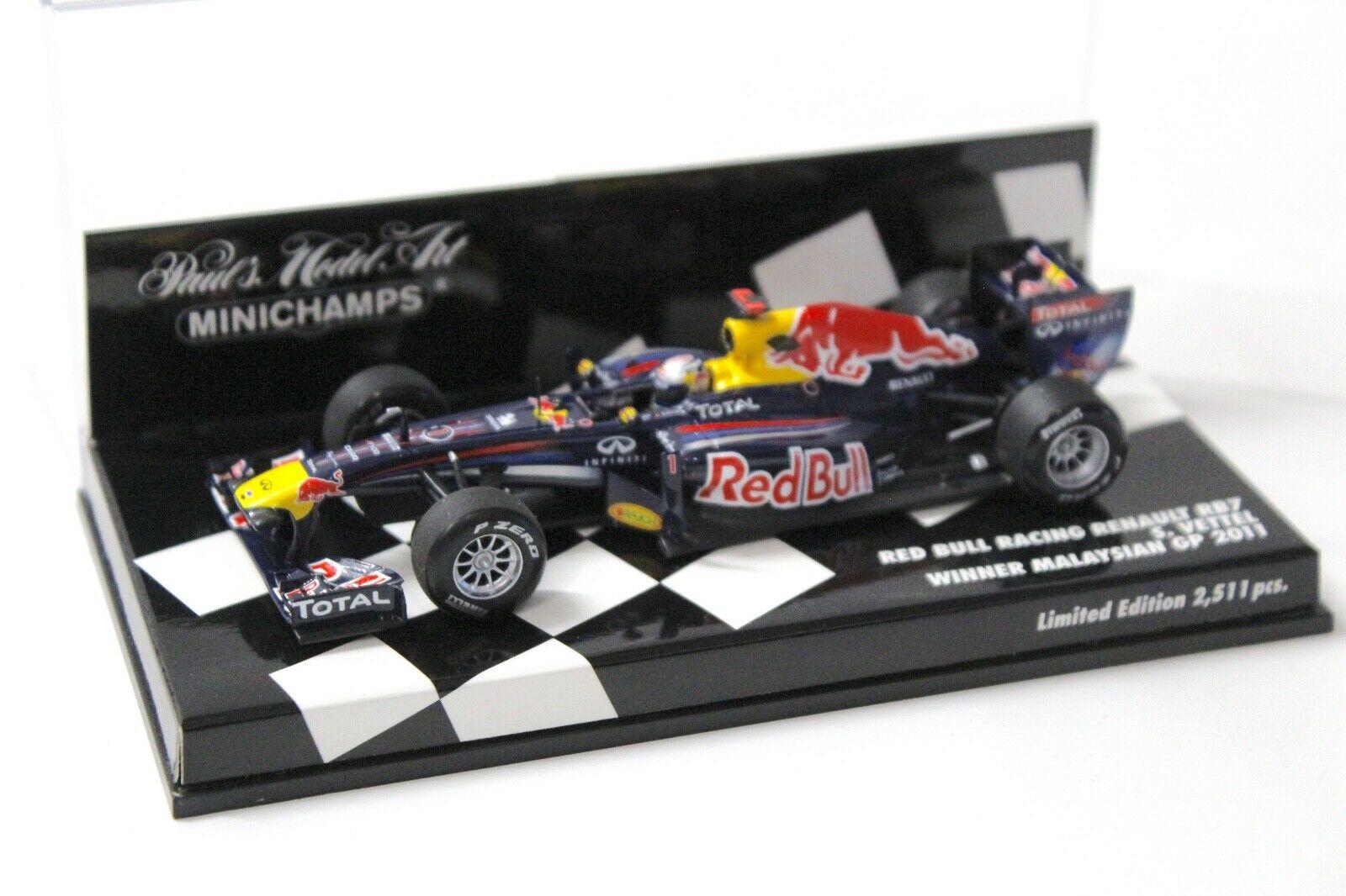 1:43 Minichamps Red Bull Racing Renault RB7 Malaysian GP Vettel