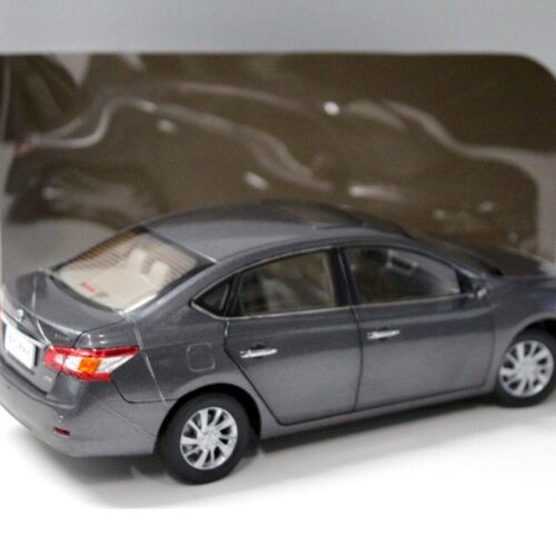 1:18 Paudi Model Nissan Sentra (Sylphy) Sedan gray DEALER VERSION - Image 3